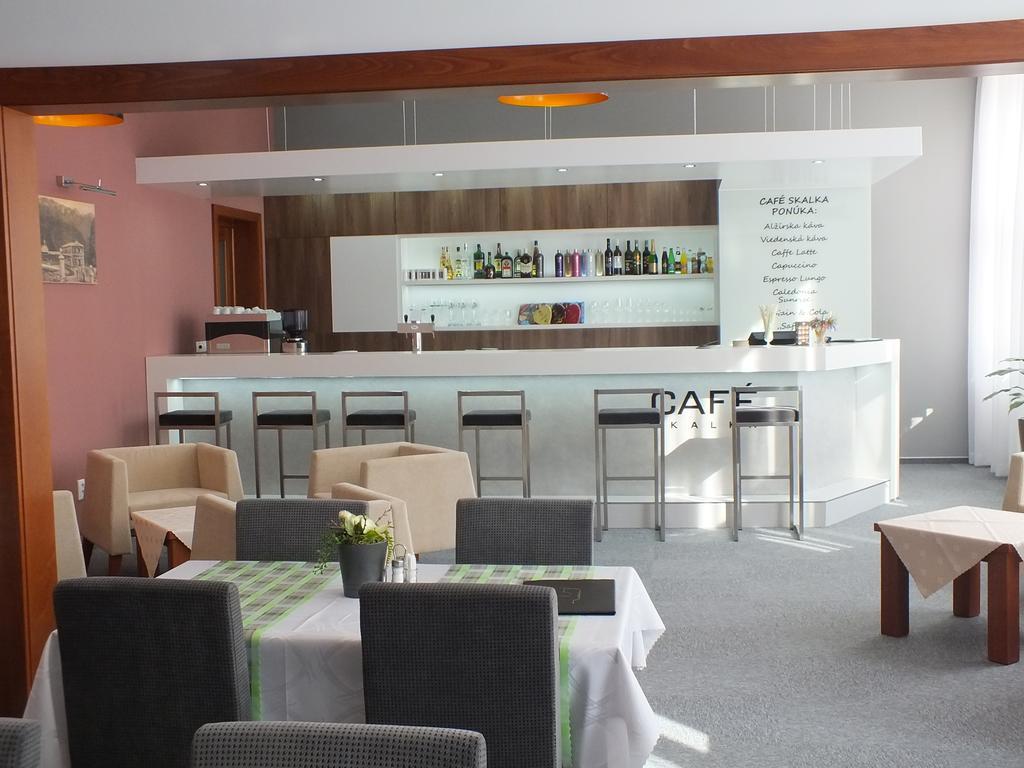Hotel Skalka Rajecke Teplice Ngoại thất bức ảnh