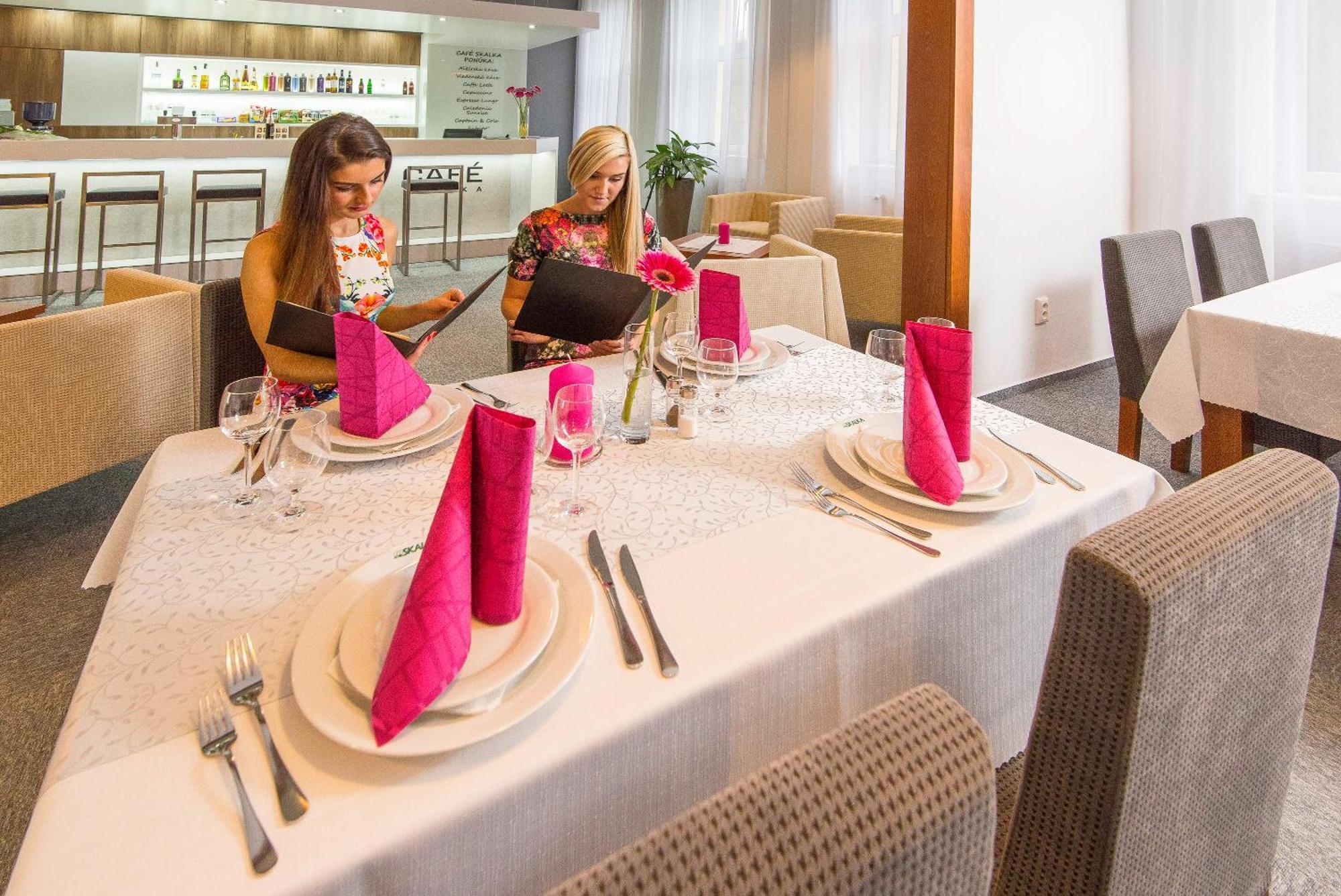 Hotel Skalka Rajecke Teplice Ngoại thất bức ảnh