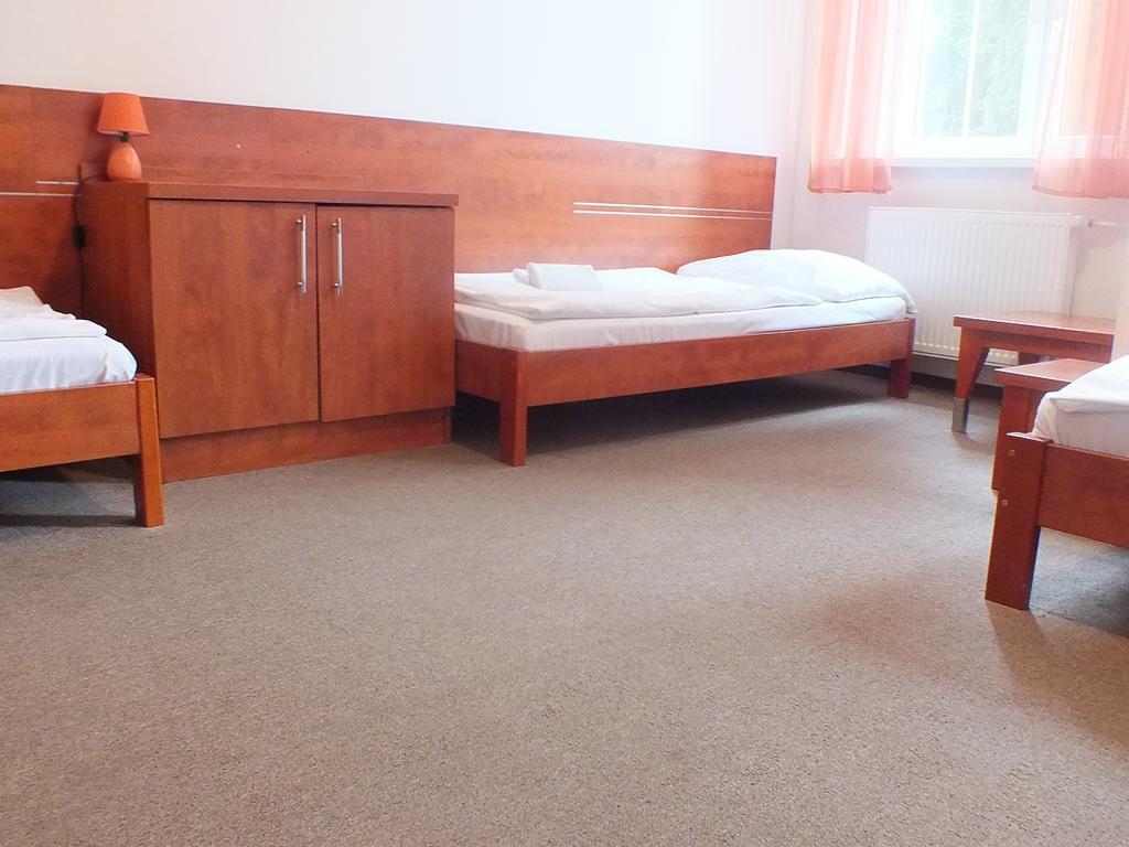 Hotel Skalka Rajecke Teplice Ngoại thất bức ảnh