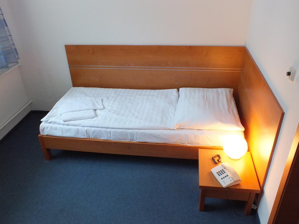 Hotel Skalka Rajecke Teplice Ngoại thất bức ảnh